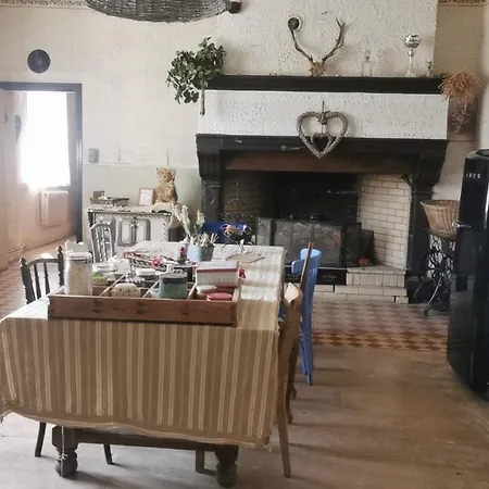 A La Ferme D'ourches فندق مبيت وإفطار *